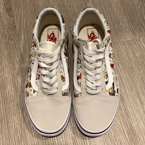 NEW Vans Peanuts edition W6.5